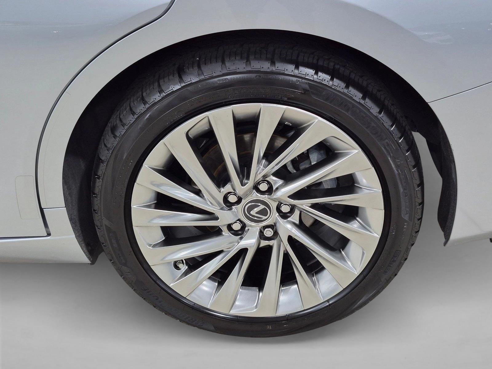 2023 Lexus ES 300h Ultra Luxury FWD