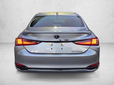 2023 Lexus ES 300h Ultra Luxury FWD