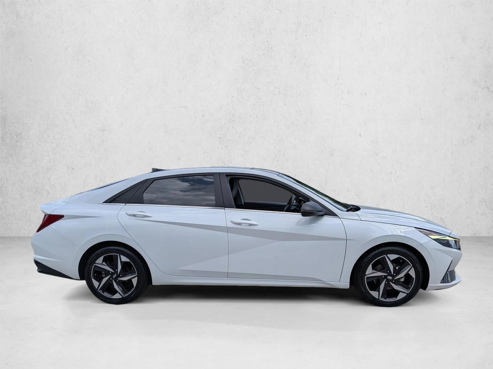 2021 Hyundai ELANTRA Limited IVT