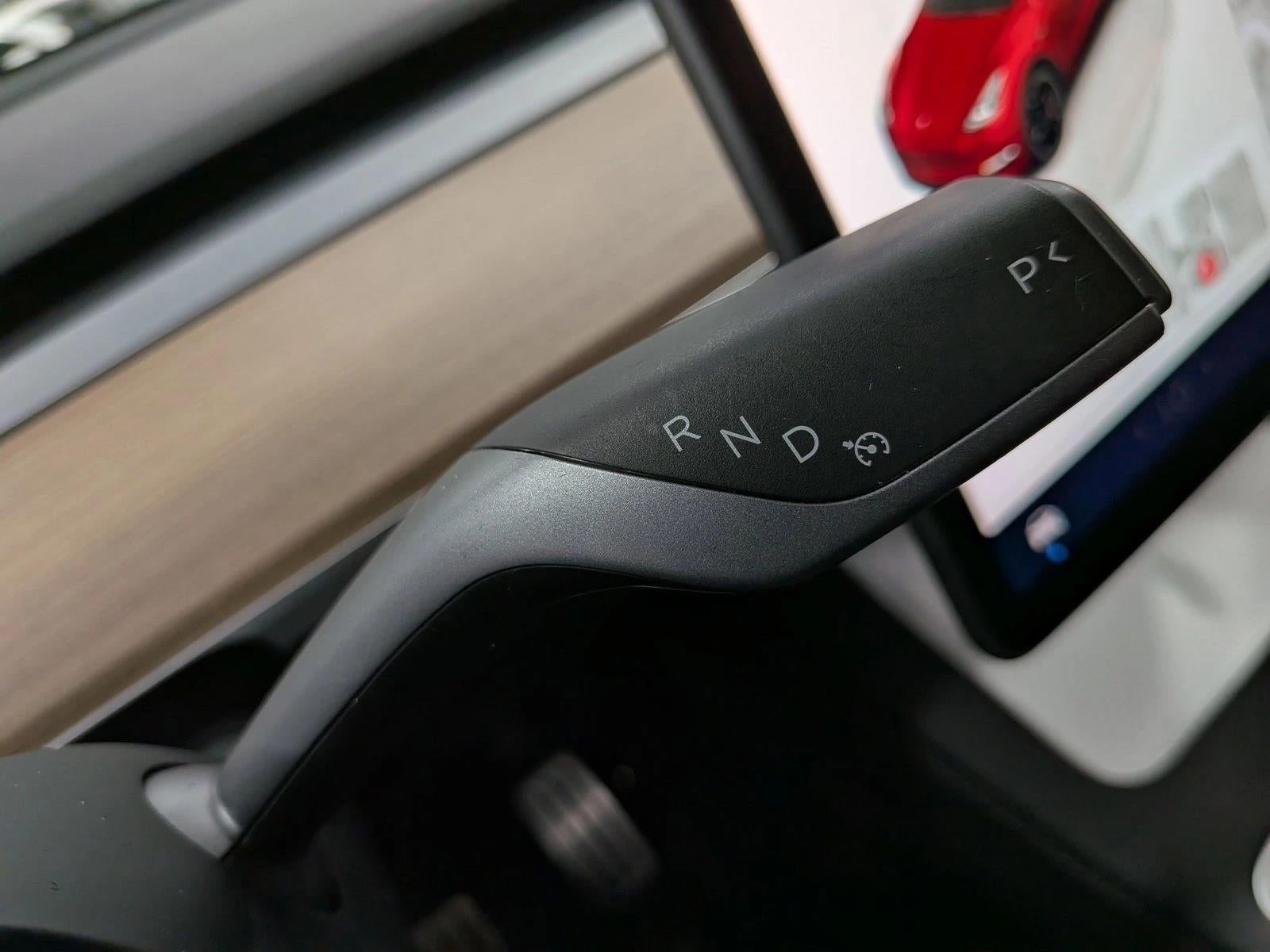 2023 Tesla Model Y Performance AWD