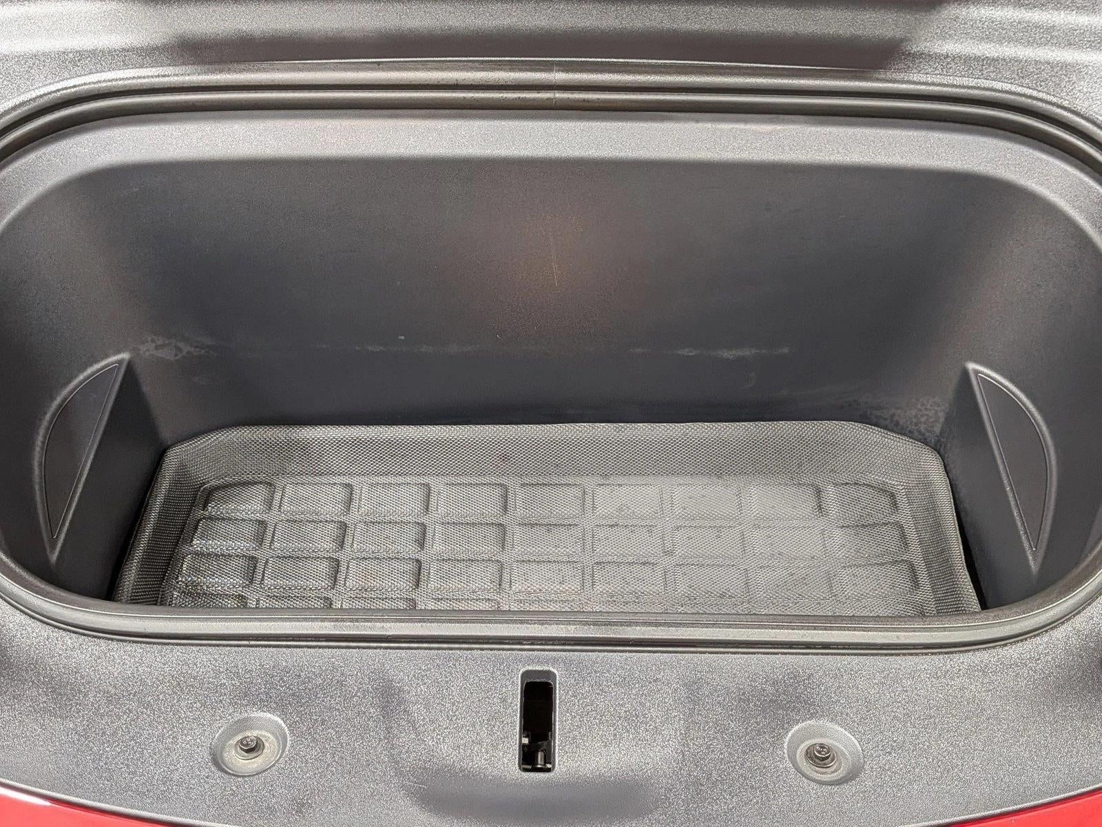 2023 Tesla Model Y Performance AWD