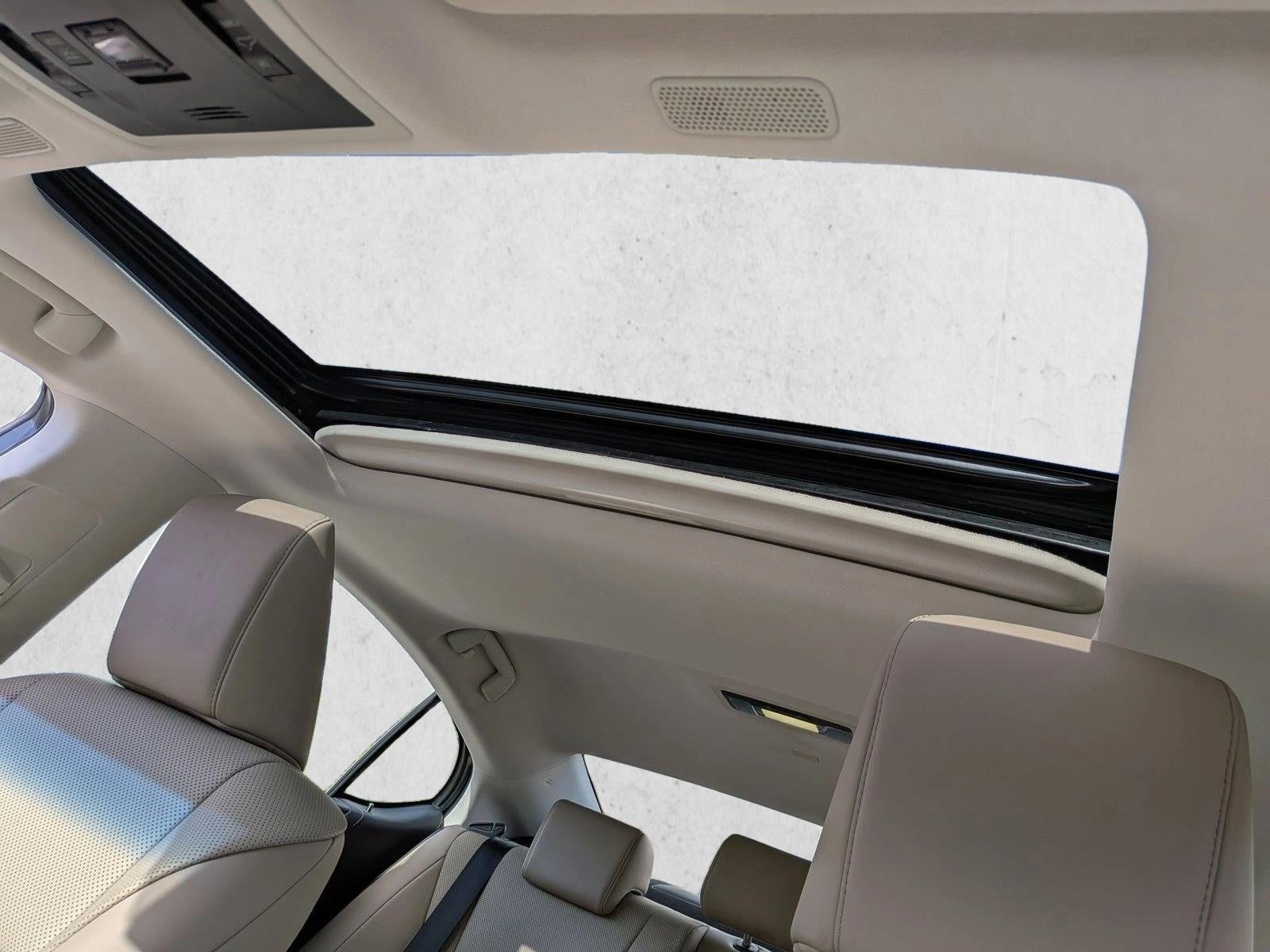 2019 Lexus ES 300h FWD