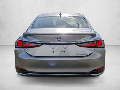 2019 Lexus ES 300h FWD