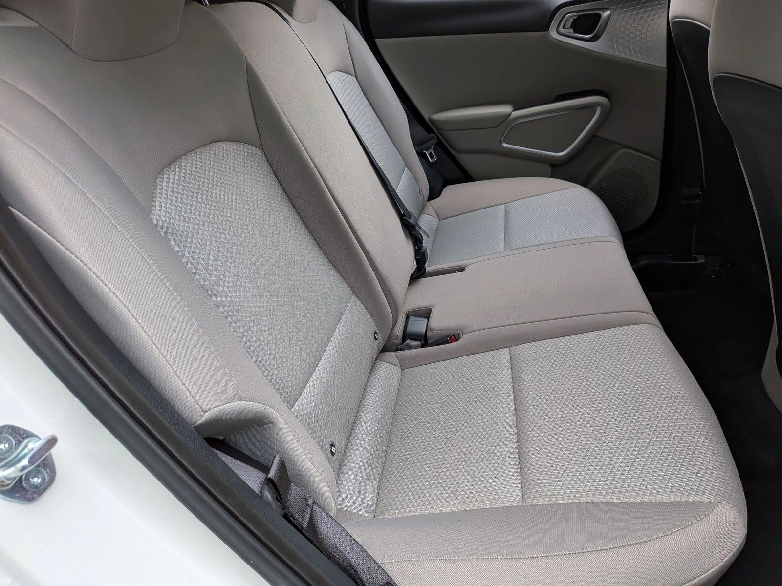 2024 Kia Soul LX IVT