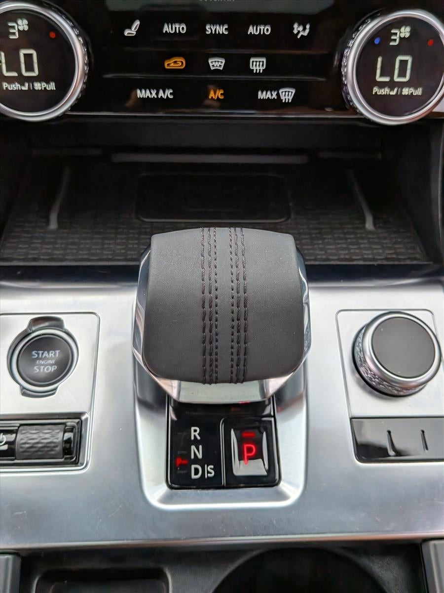 2022 Jaguar XF R-Dynamic SE Sedan AWD