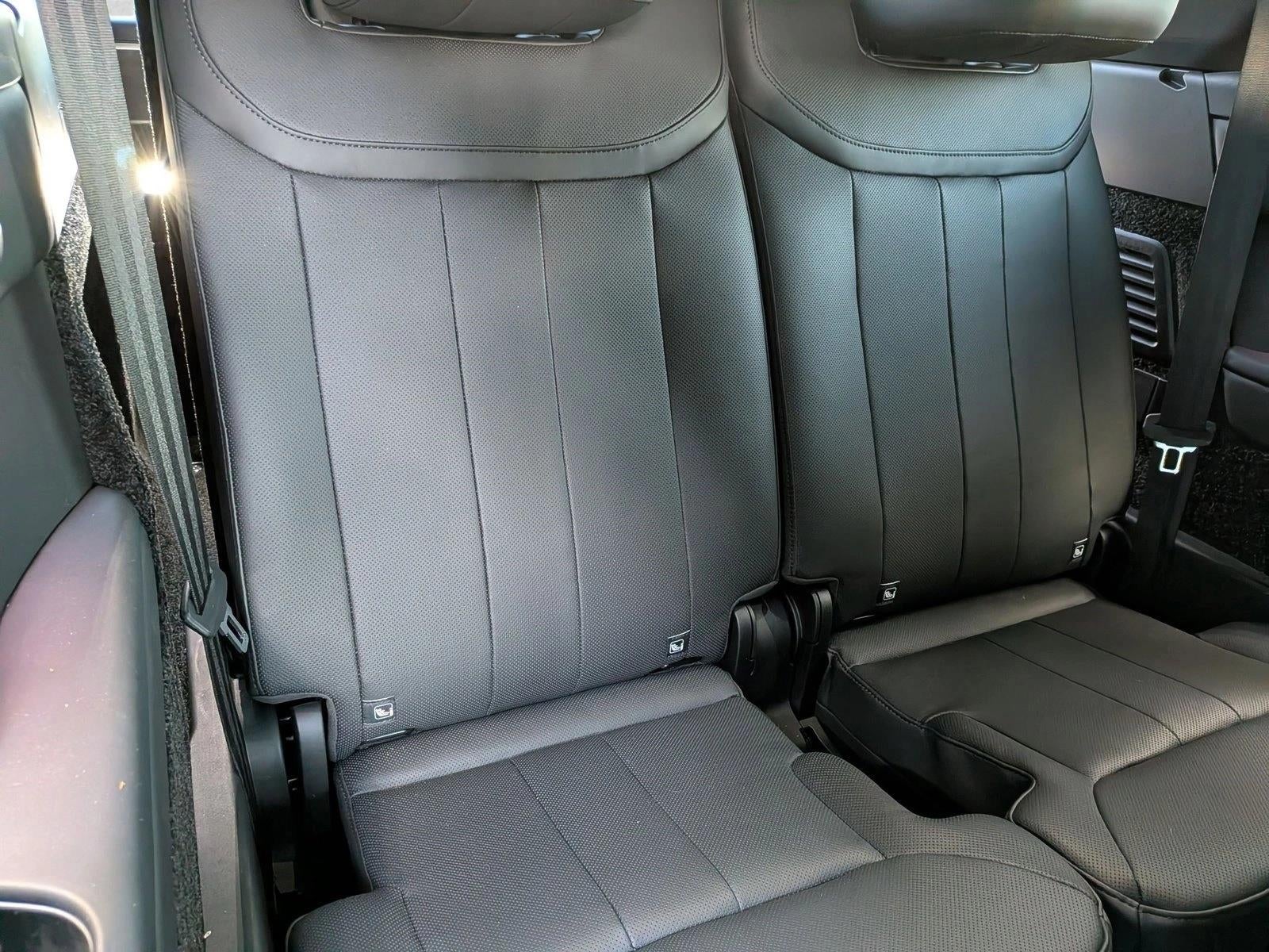 2025 Land Rover Range Rover P400 SE LWB 7 Seat