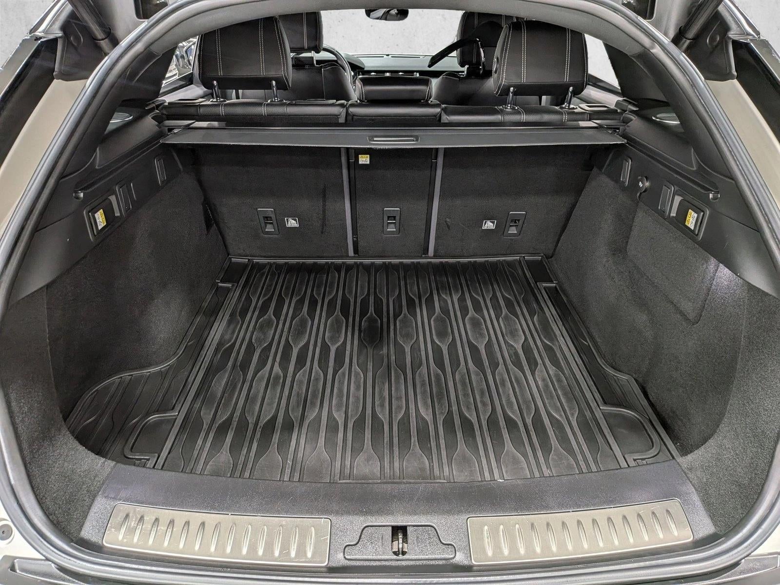 2019 Land Rover Range Rover Velar P250 R-Dynamic SE