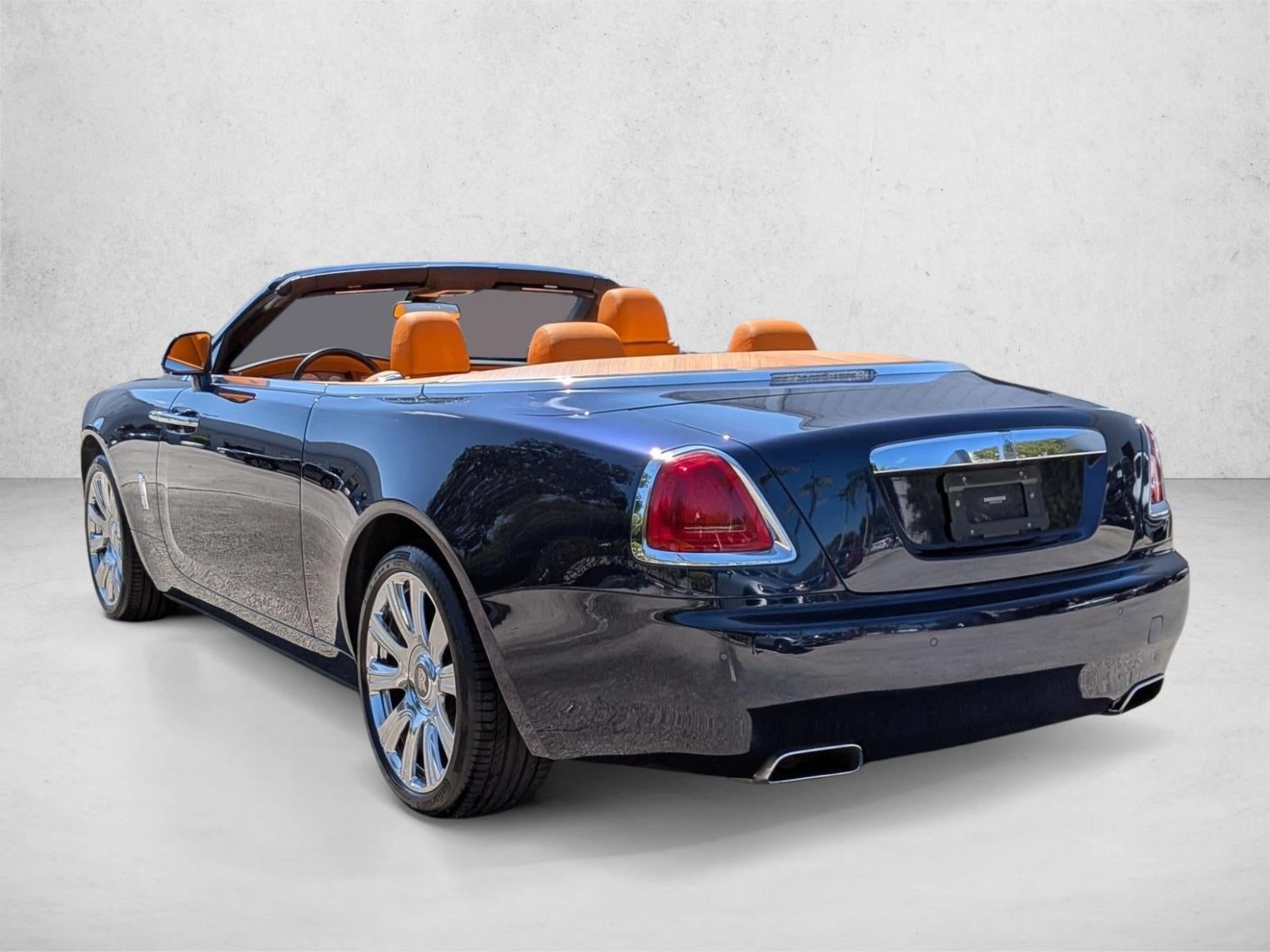 2016 Rolls-Royce Dawn 2dr Convertible