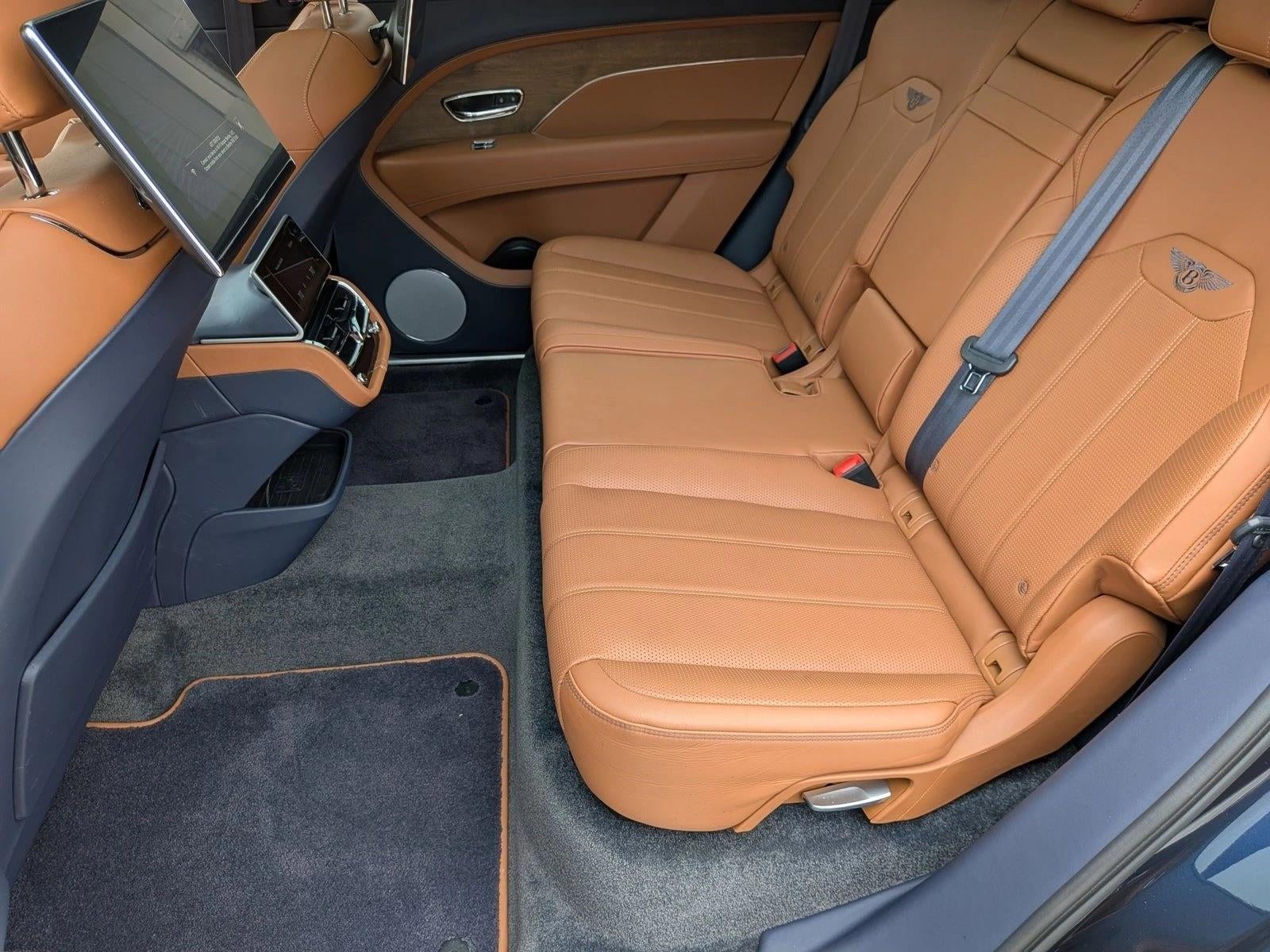 2023 Bentley Bentayga EWB V8 AWD