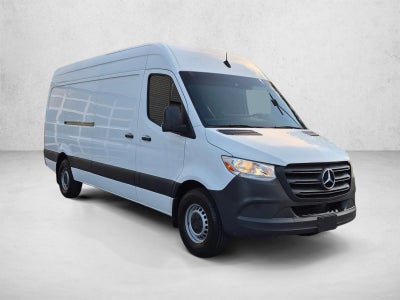 2022 Mercedes-Benz Sprinter Cargo Van 2500 High Roof I4 170" RWD