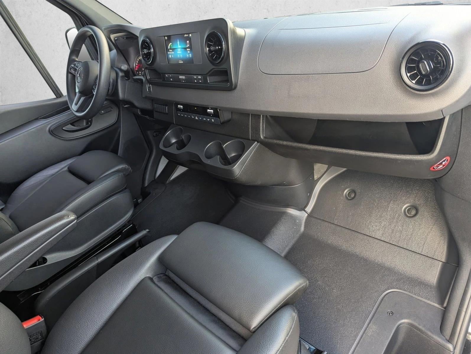 2024 Mercedes-Benz Sprinter Passenger Van 2500 High Roof I4 Diesel HO 170" RWD