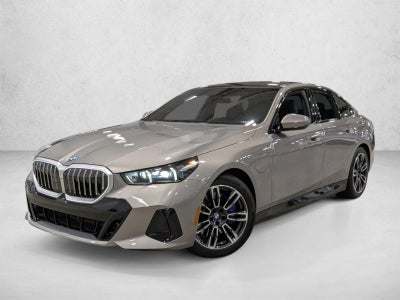 2026 BMW 550e xDrive Sedan