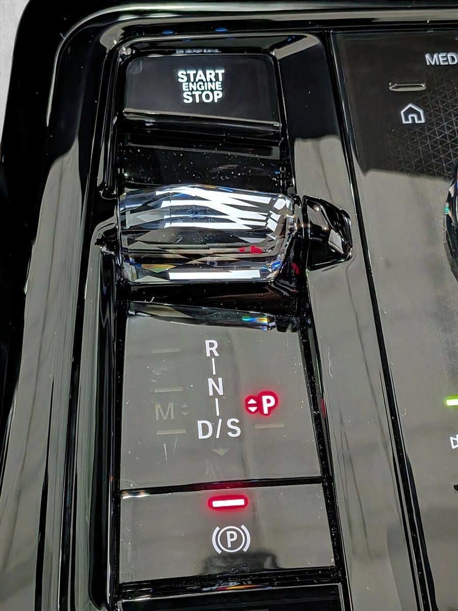 2026 BMW 550e xDrive Sedan