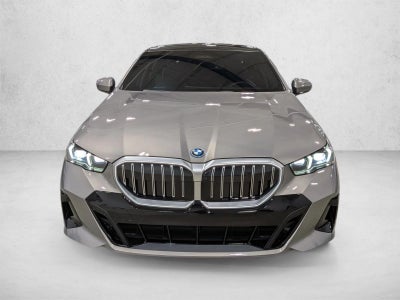 2026 BMW 550e xDrive Sedan