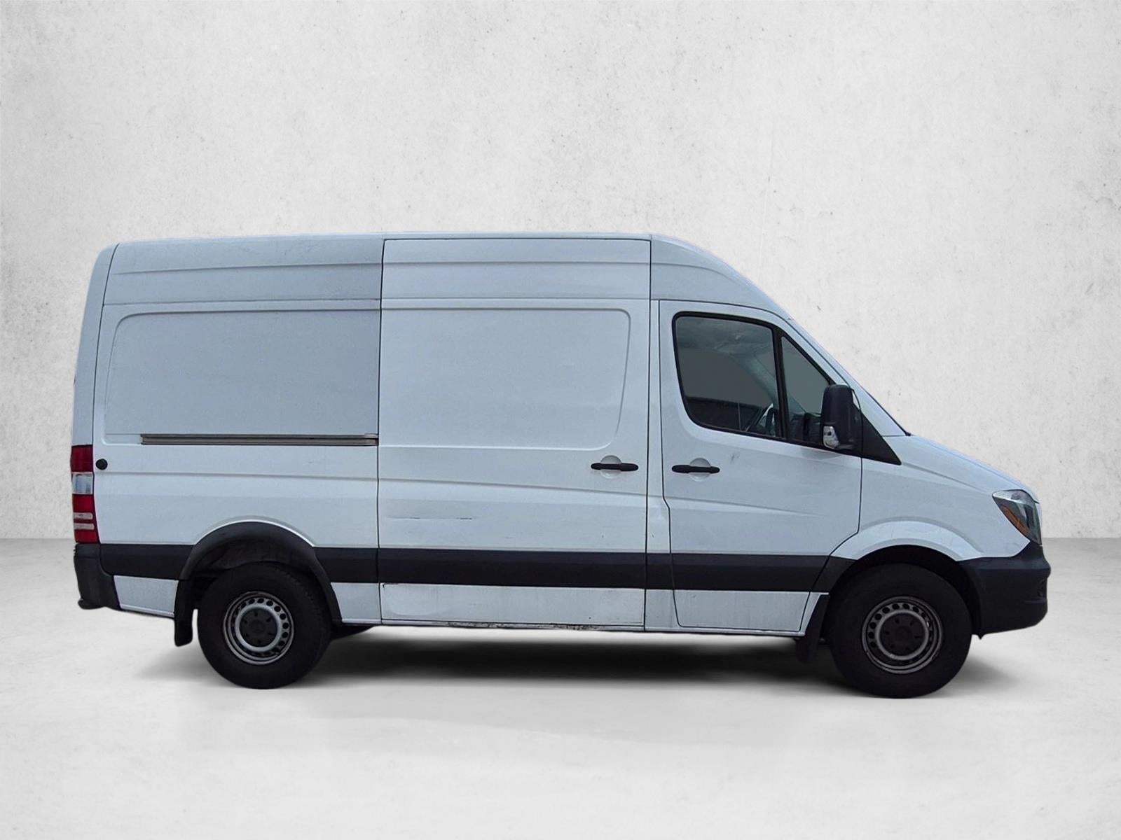 2018 Mercedes-Benz Sprinter Cargo Van 2500 Standard Roof V6 144" RWD