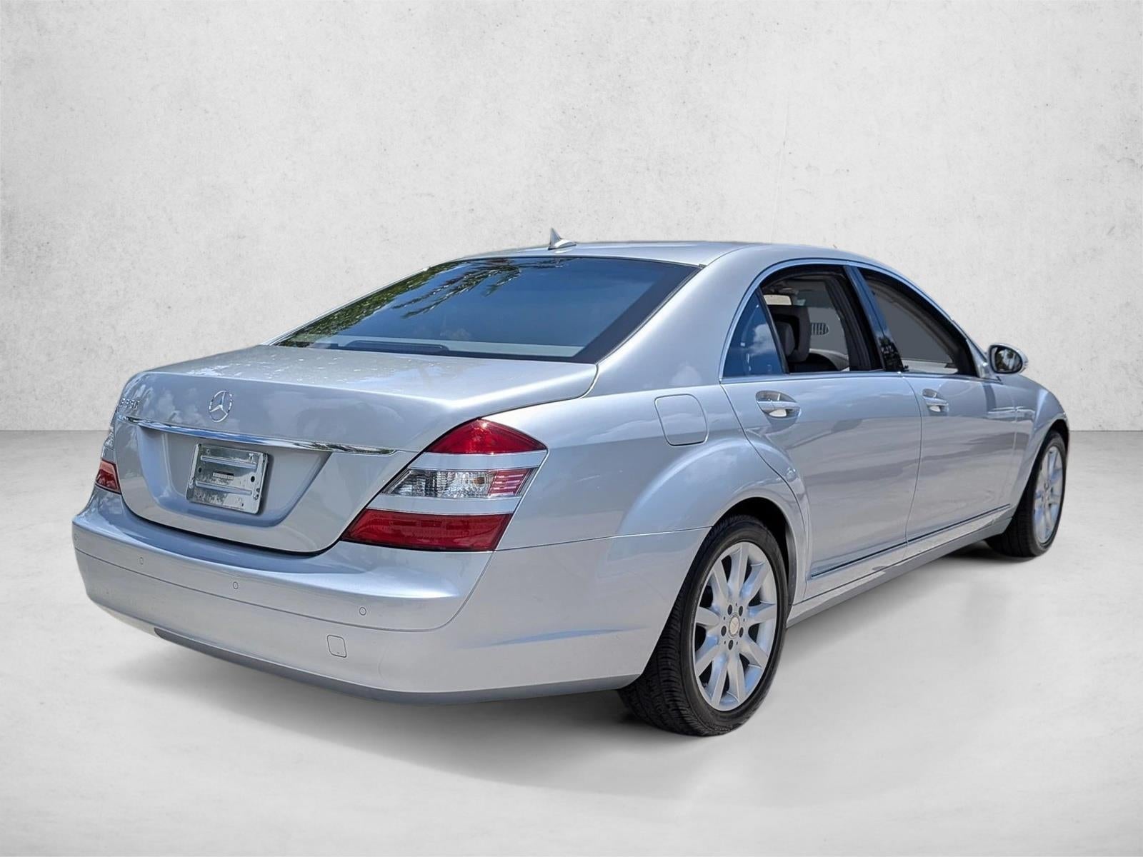 2008 Mercedes-Benz S-Class S 550 Sedan