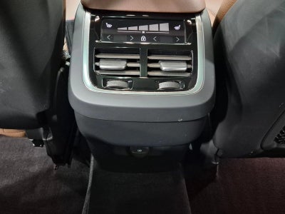 2023 Volvo XC90 B5 AWD Plus 7P
