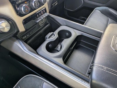 2019 RAM 1500 Laramie 4x4 Crew Cab 6'4" Box