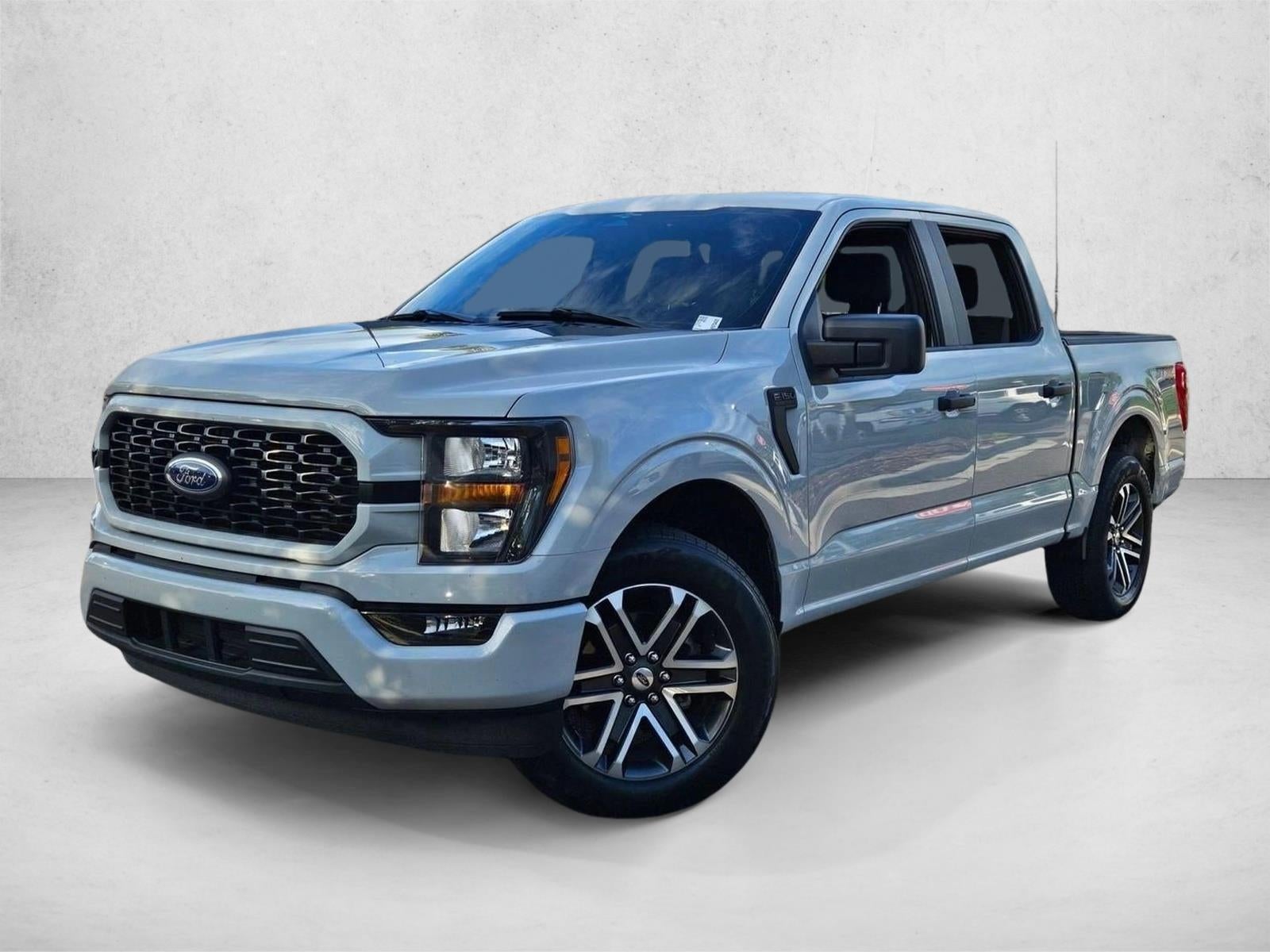 2023 Ford F-150 XL 2WD SuperCrew 5.5' Box