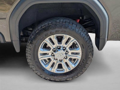 2022 GMC Sierra 3500HD Crew Cab Standard Box 4-Wheel Drive Denali