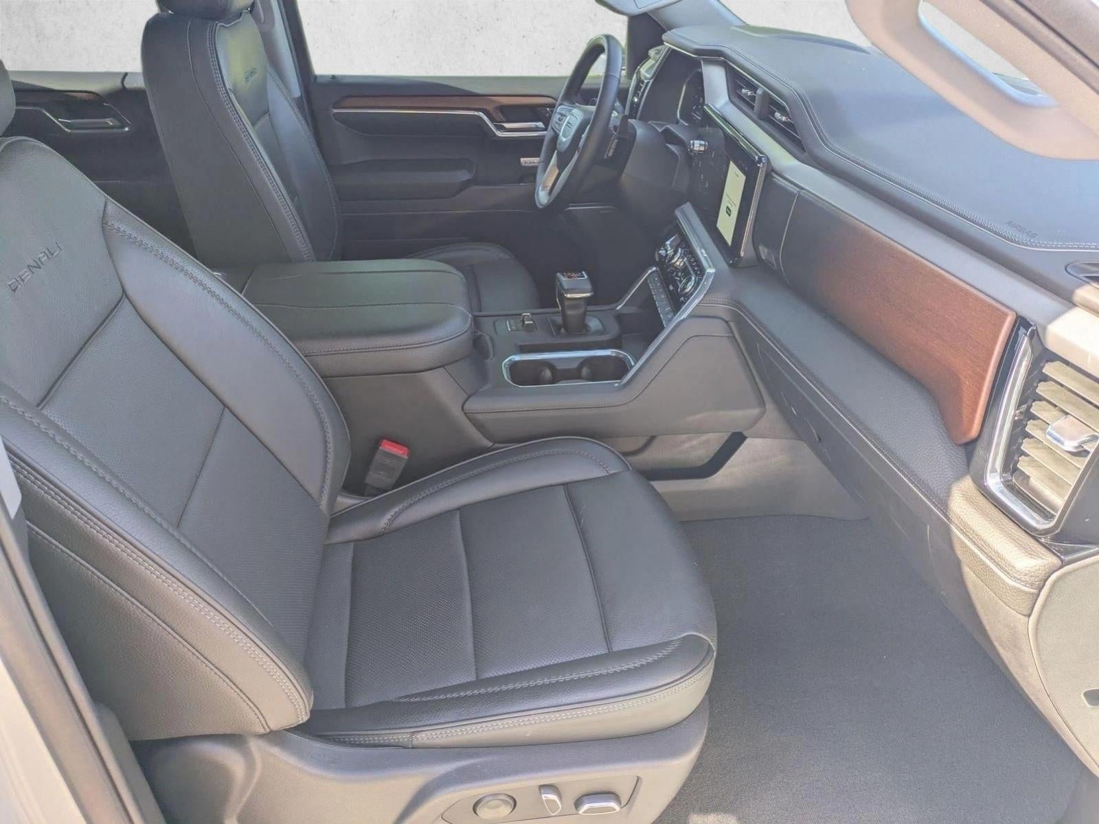 2023 GMC Sierra 1500 Crew Cab Short Box 4-Wheel Drive Denali