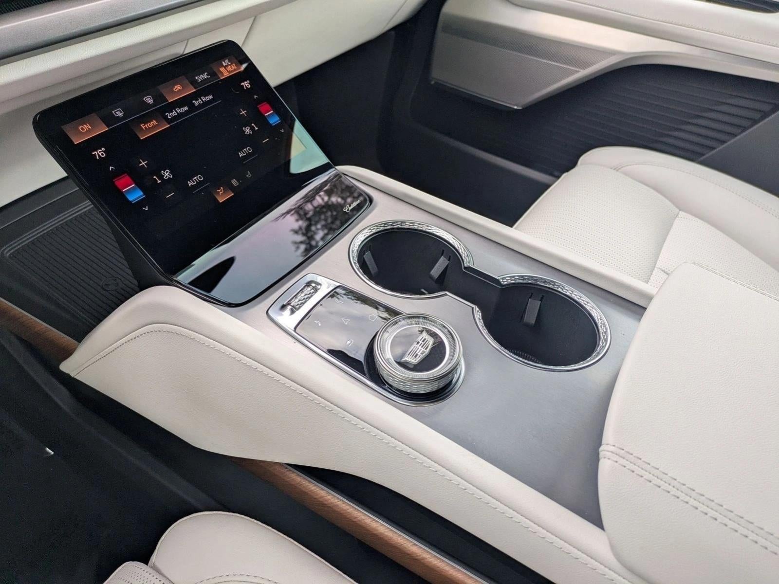 2026 Cadillac VISTIQ AWD 4dr Sport