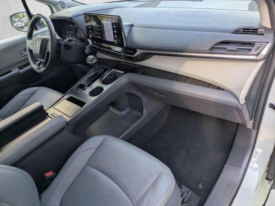 2021 Toyota Sienna Limited FWD 7-Passenger (GS)