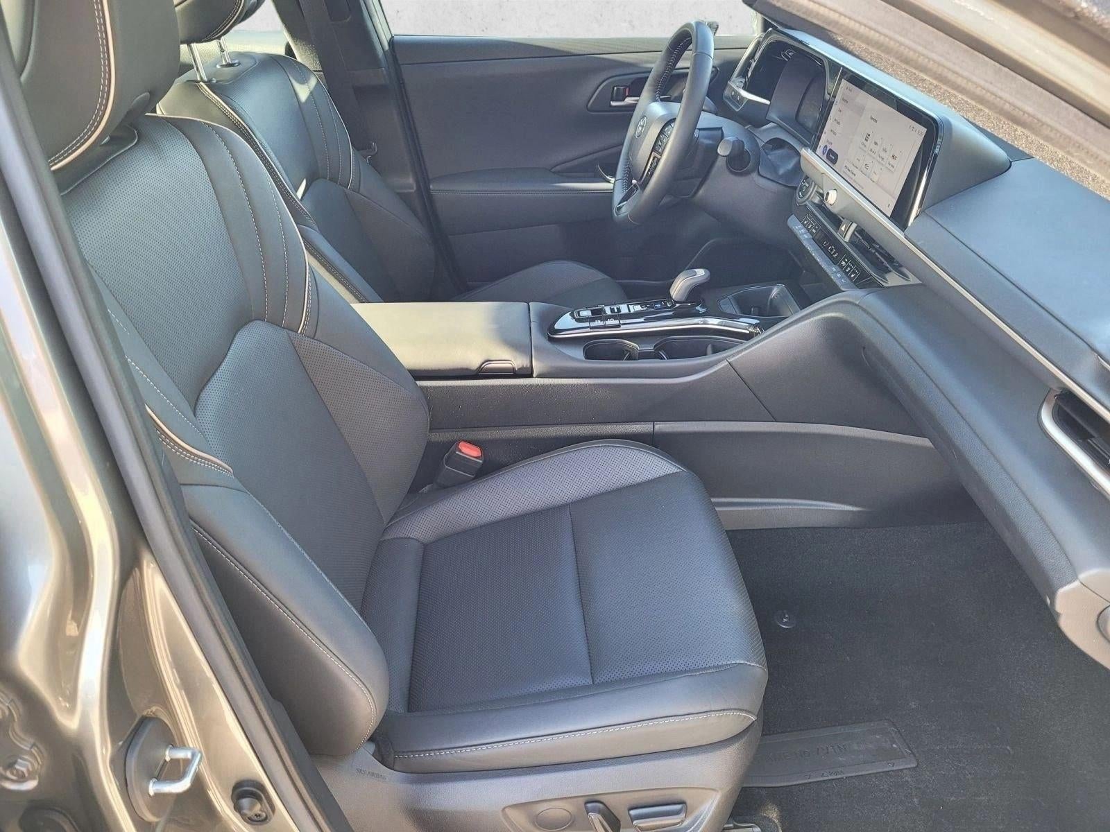 2024 Toyota Crown Limited AWD (Natl)