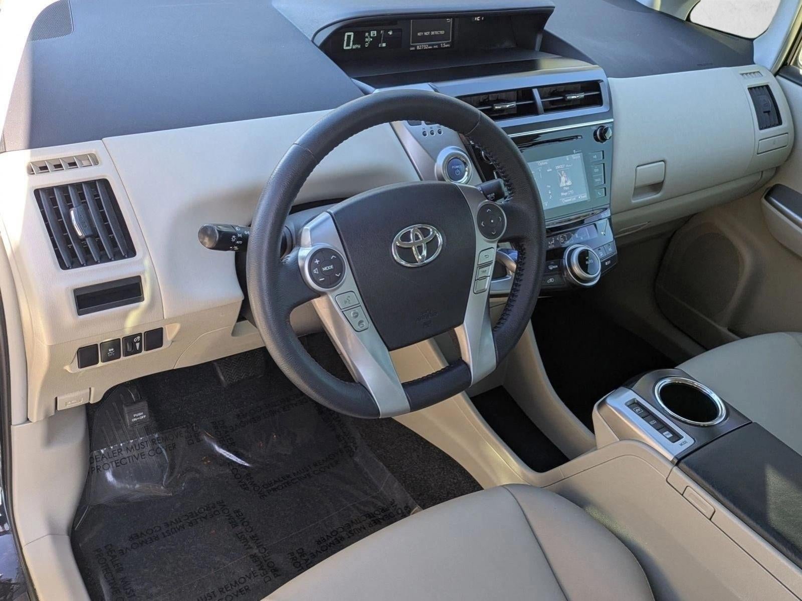 2017 Toyota Prius v Four (Natl)