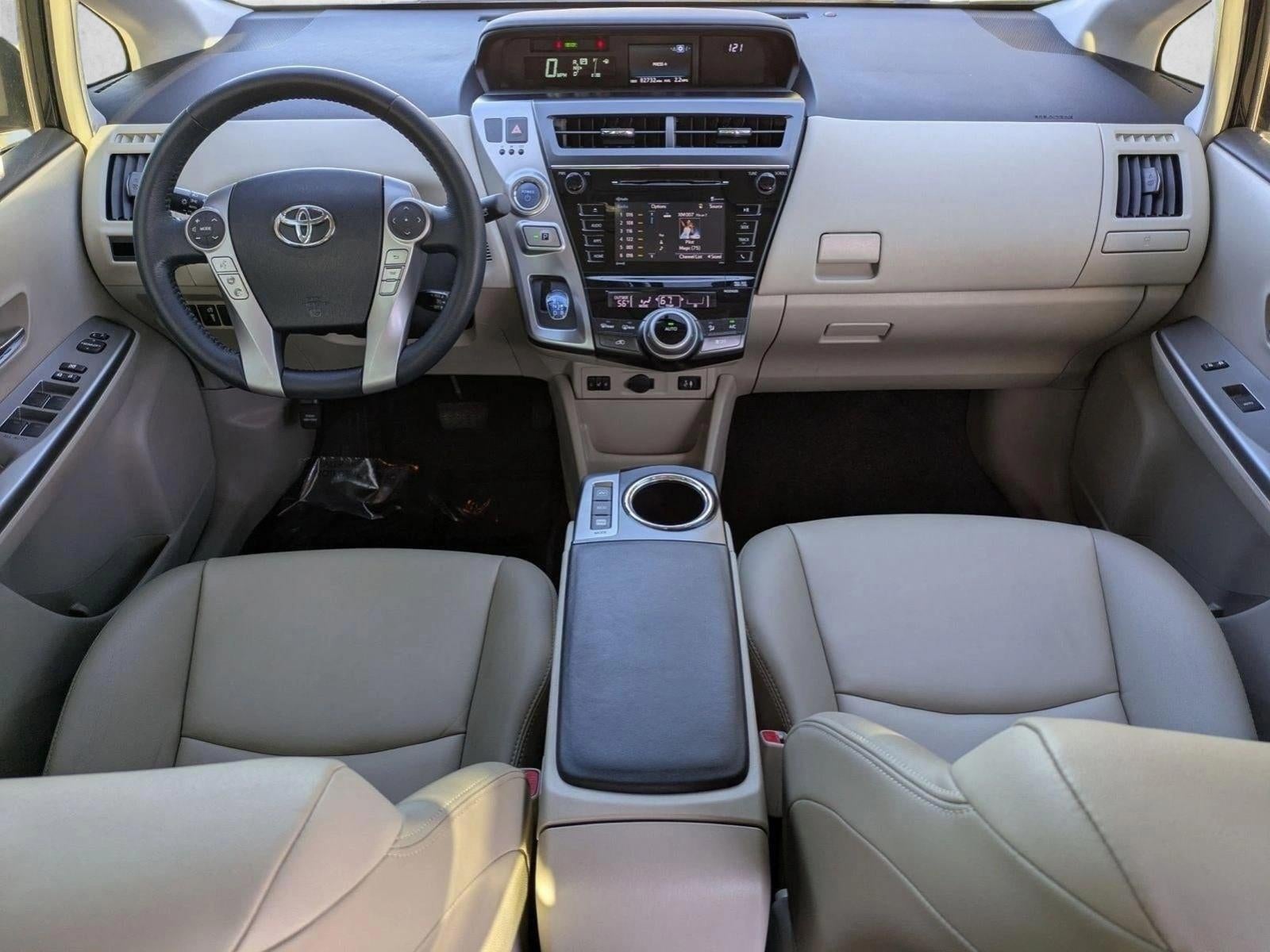 2017 Toyota Prius v Four (Natl)