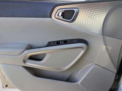 2022 Kia Soul LX IVT