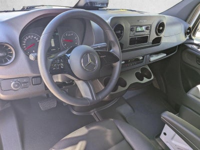 2025 Mercedes-Benz Sprinter Cargo Van 2500 Standard Roof I4 Diesel 144" RWD