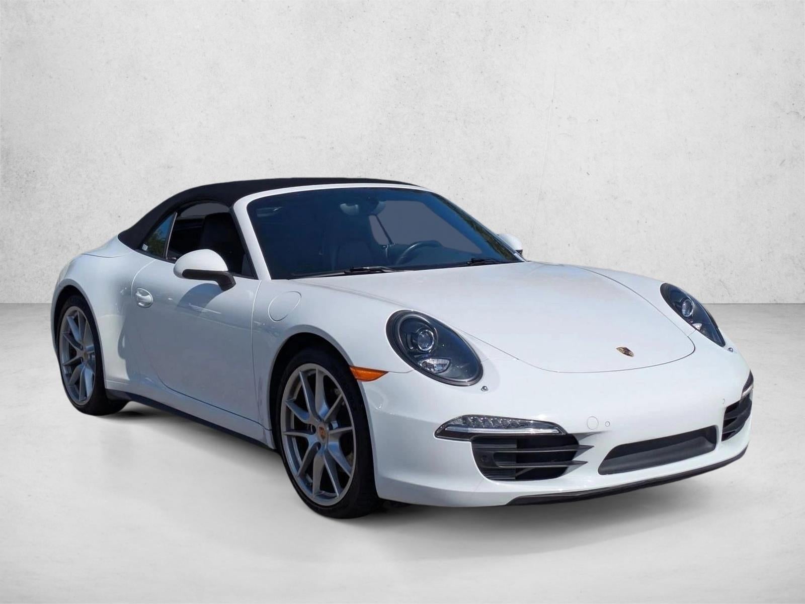 2015 Porsche 911 2dr Cabriolet Carrera 4