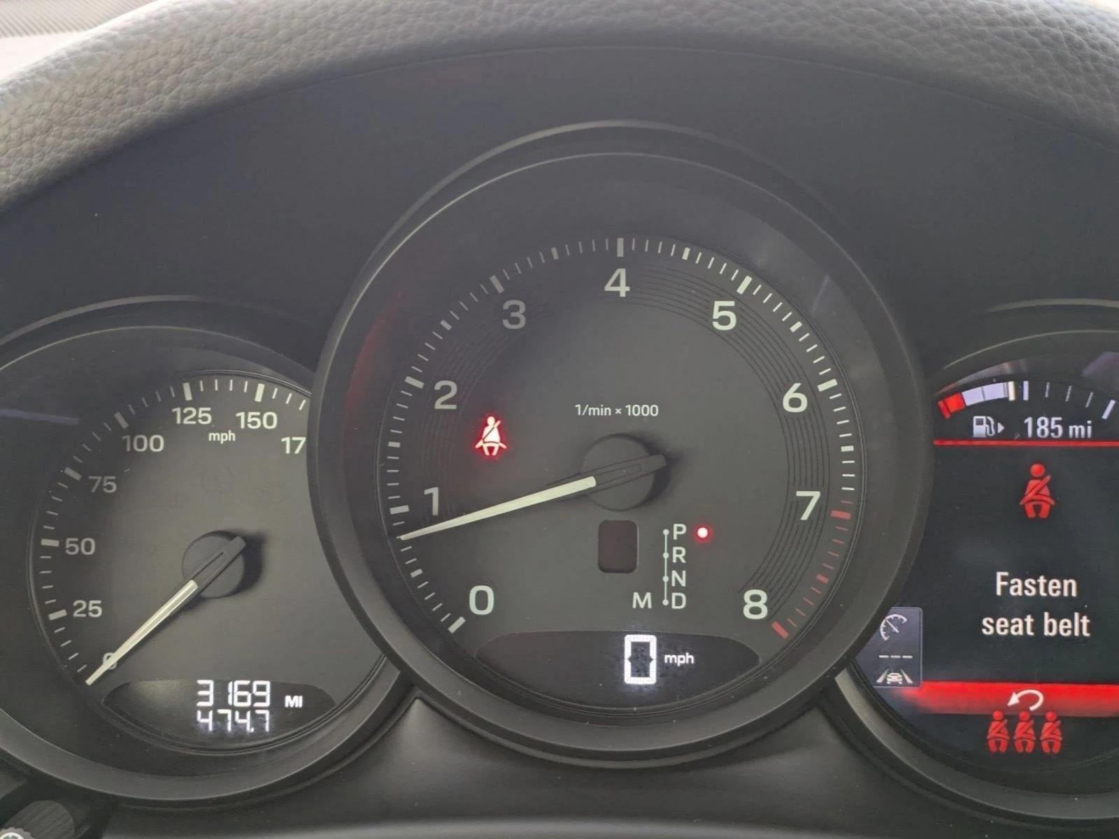 2025 Porsche Macan AWD