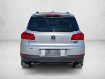 2014 Volkswagen Tiguan 4MOTION 4dr Auto R-Line