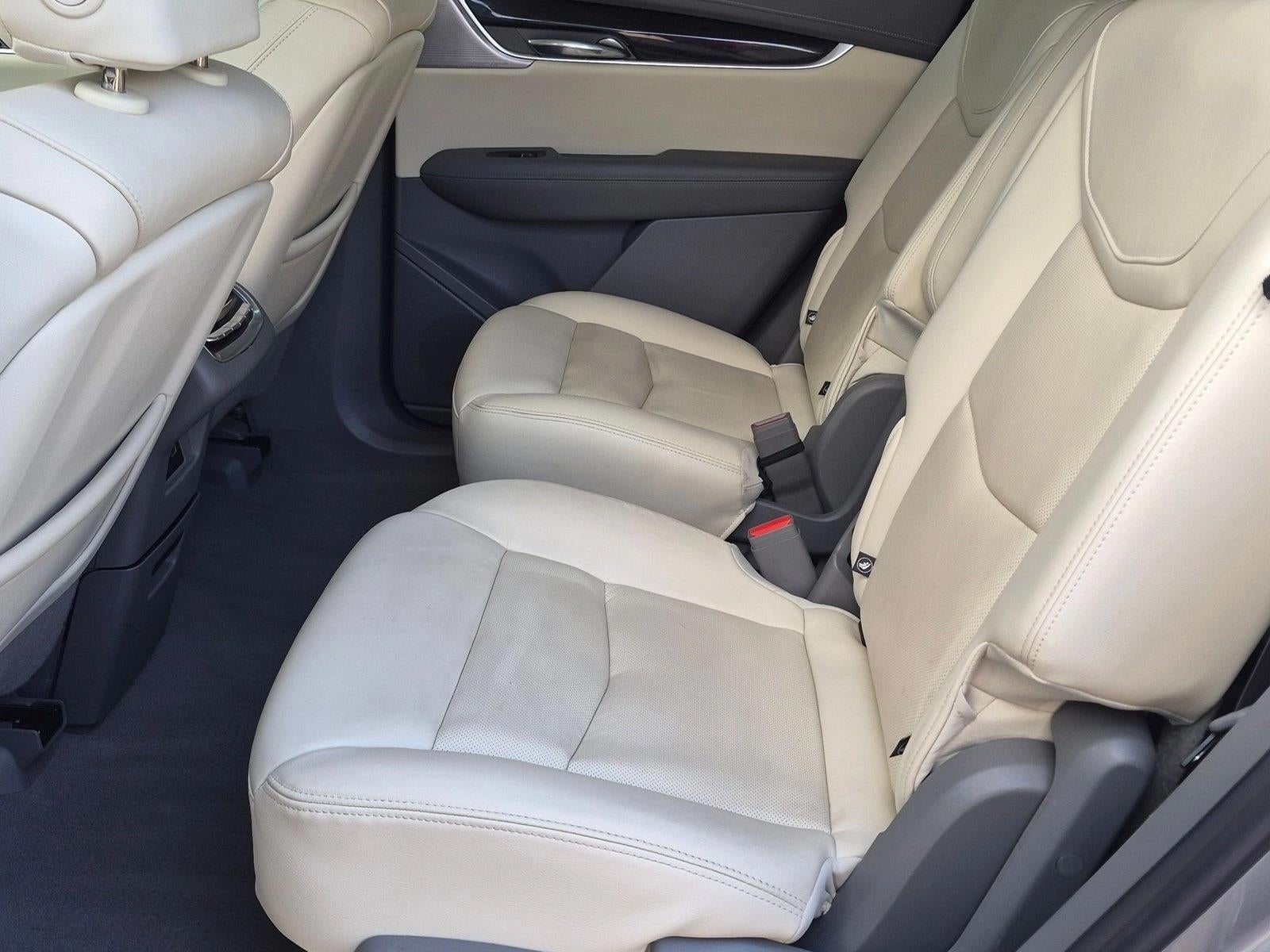 2023 Cadillac XT6 FWD 4dr Premium Luxury