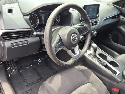 2022 Nissan Altima 2.5 SV Sedan
