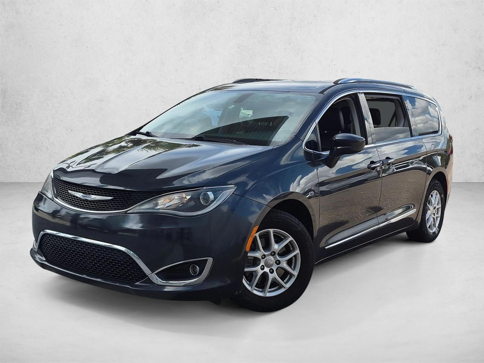 2020 Chrysler Pacifica Touring L