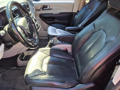 2020 Chrysler Pacifica Touring L FWD