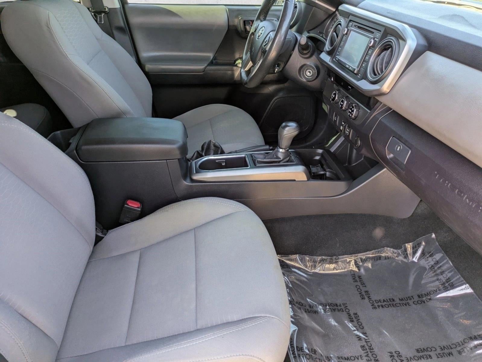 2018 Toyota Tacoma SR5 Double Cab 5' Bed V6 4x2 AT (GS)