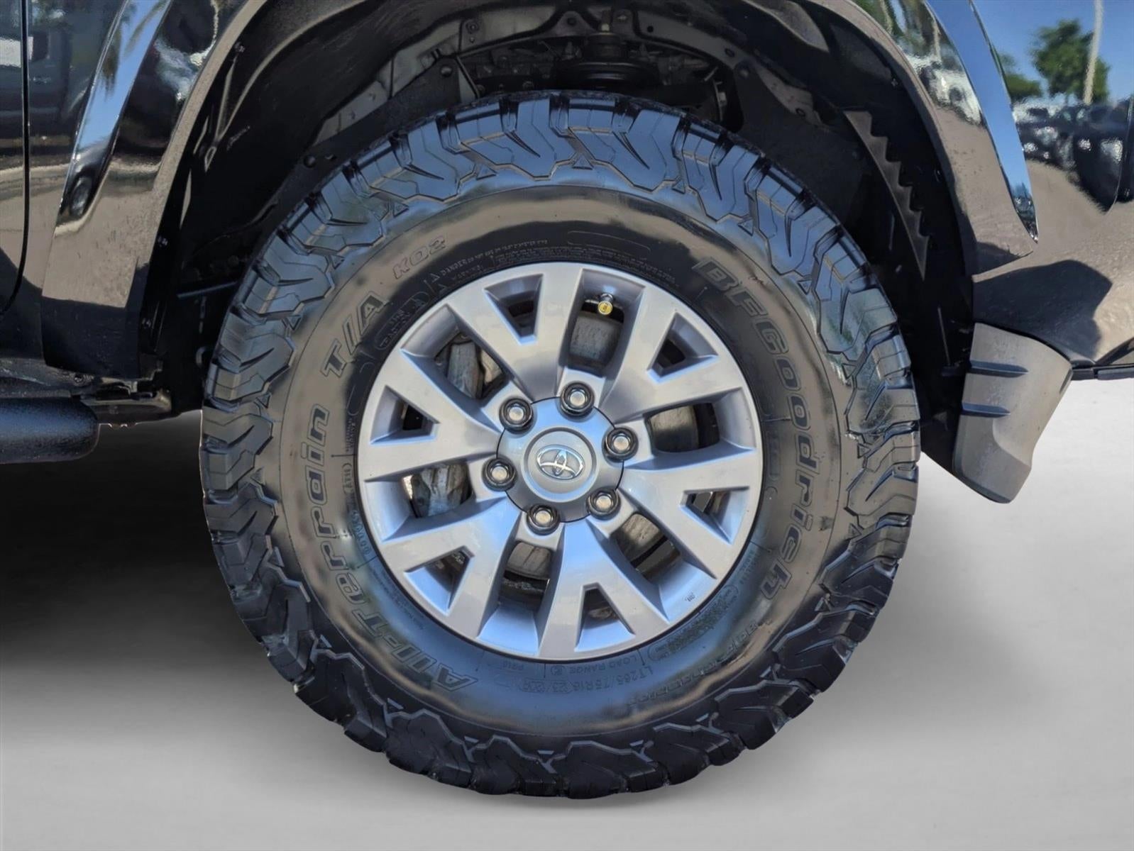 2018 Toyota Tacoma SR5 Double Cab 5' Bed V6 4x2 AT (GS)