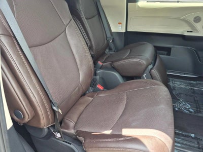 2023 Toyota Sienna Platinum FWD 7-Passenger (Natl)