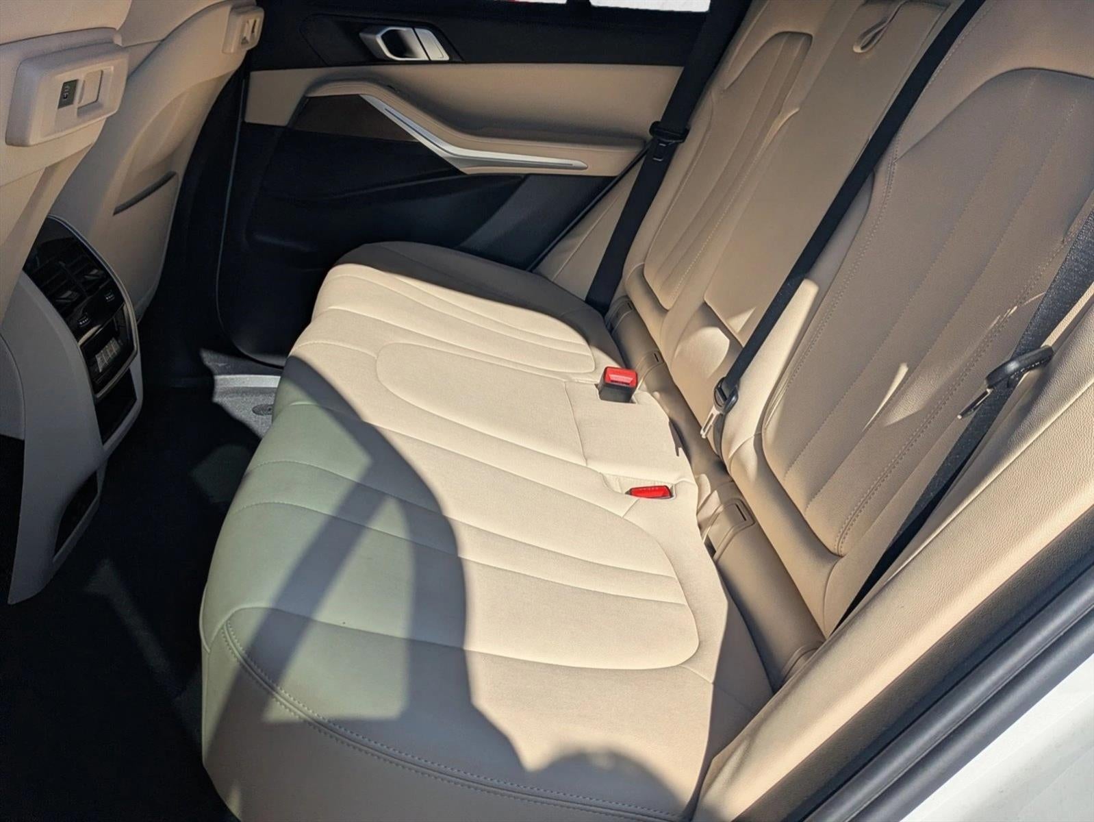 2022 BMW X5 sDrive40i Sports Activity Vehicle