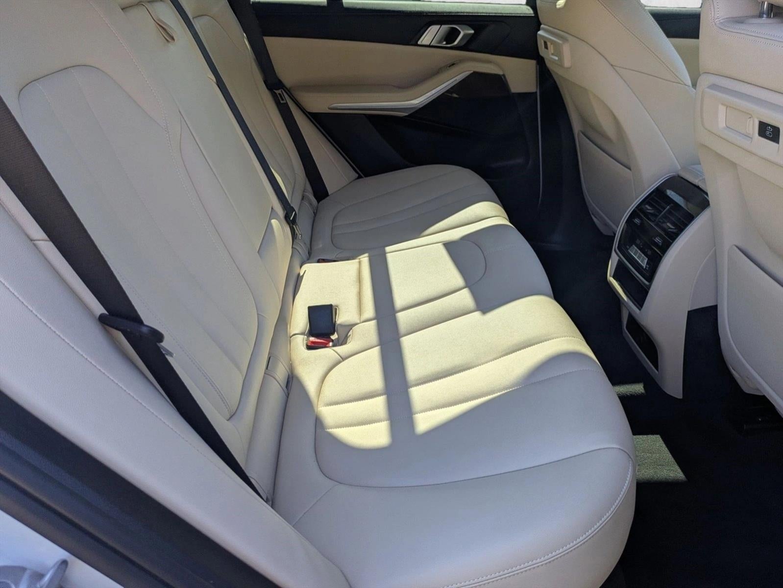 2022 BMW X5 sDrive40i Sports Activity Vehicle