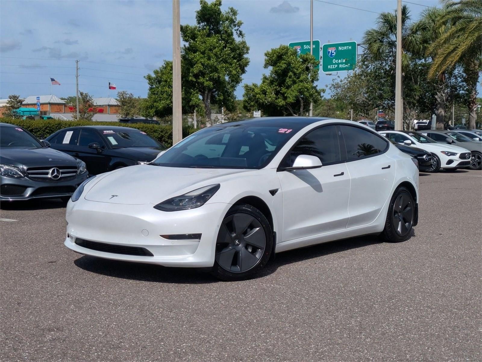 2021 Tesla Model 3 Standard Range Plus RWD