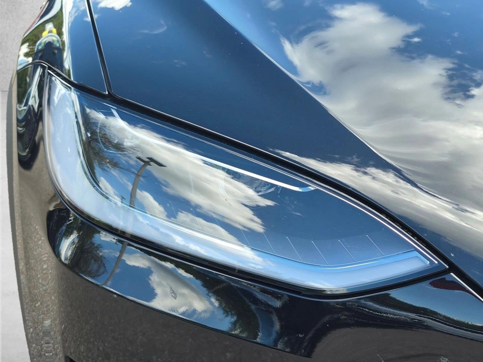 2026 Tesla Model X Plaid AWD