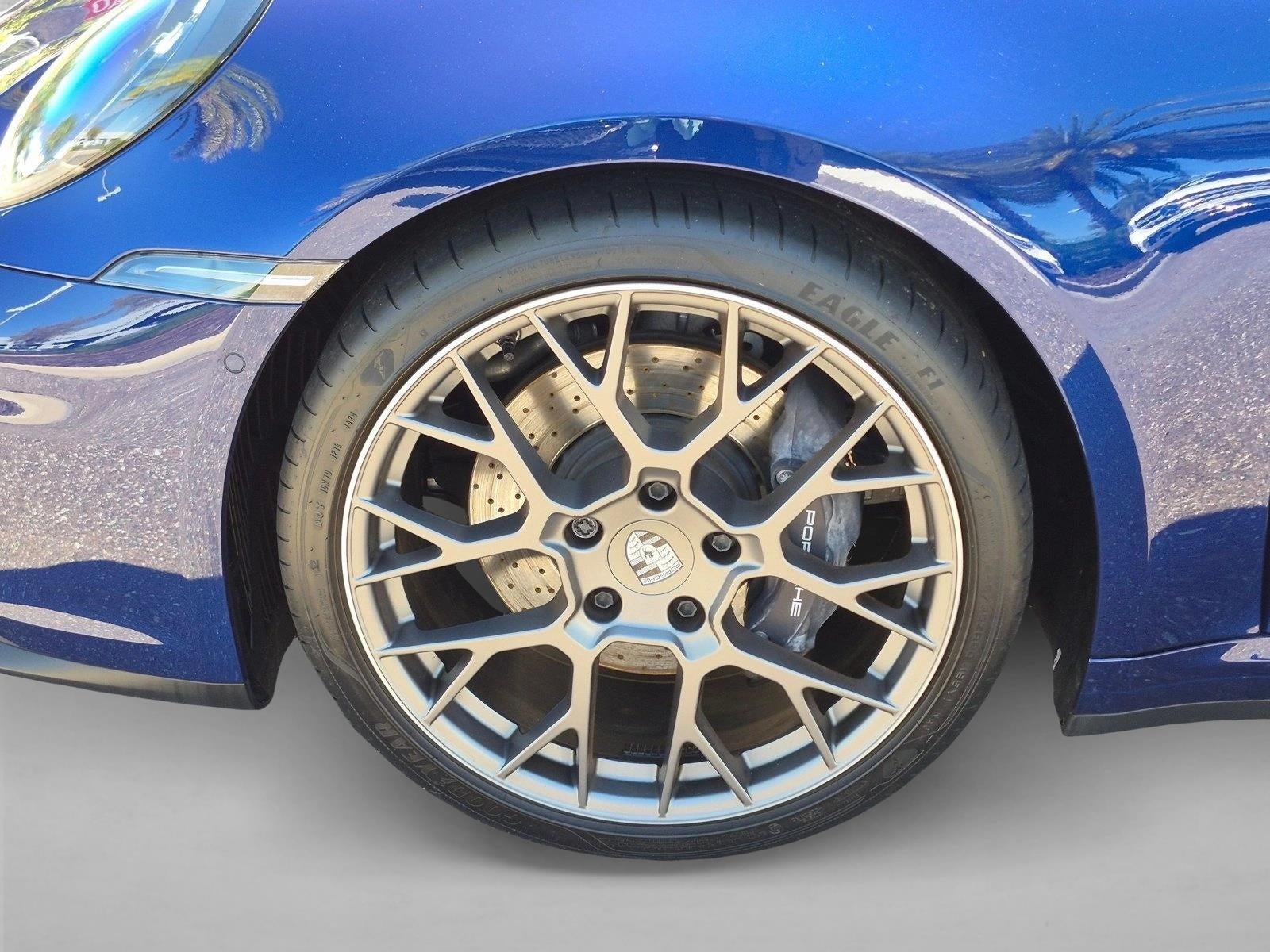 2025 Porsche 911 Carrera Cabriolet