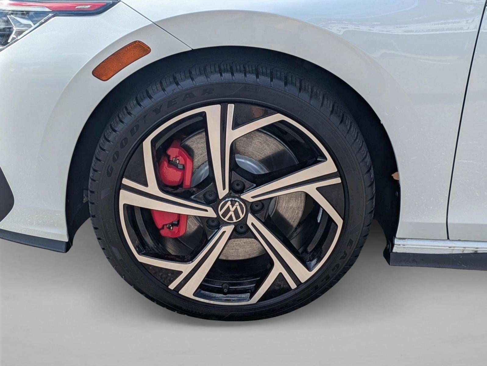 2025 Volkswagen Golf GTI 2.0T SE DSG