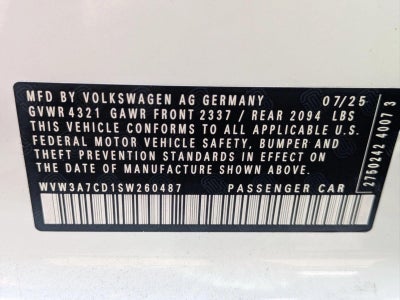 2025 Volkswagen Golf GTI 2.0T SE DSG