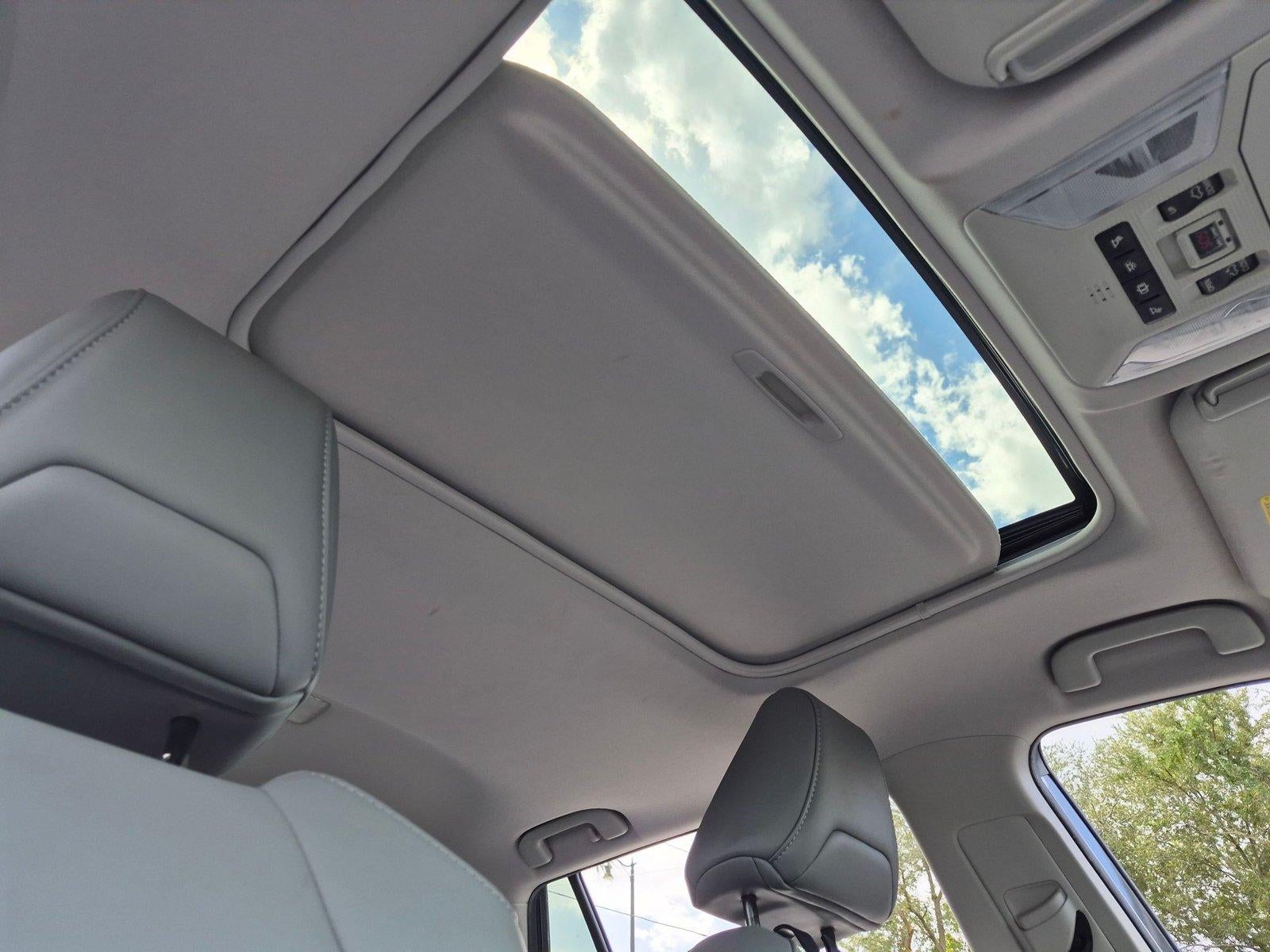 2019 Toyota RAV4 XLE Premium FWD (Natl)